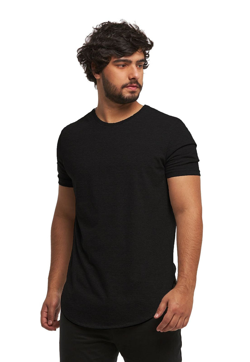Camiseta Longline Oversized: Estilo Moderno e Caimento Perfeito